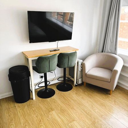 Modern Studio Flat. Central London. Zone 1. 외부 사진